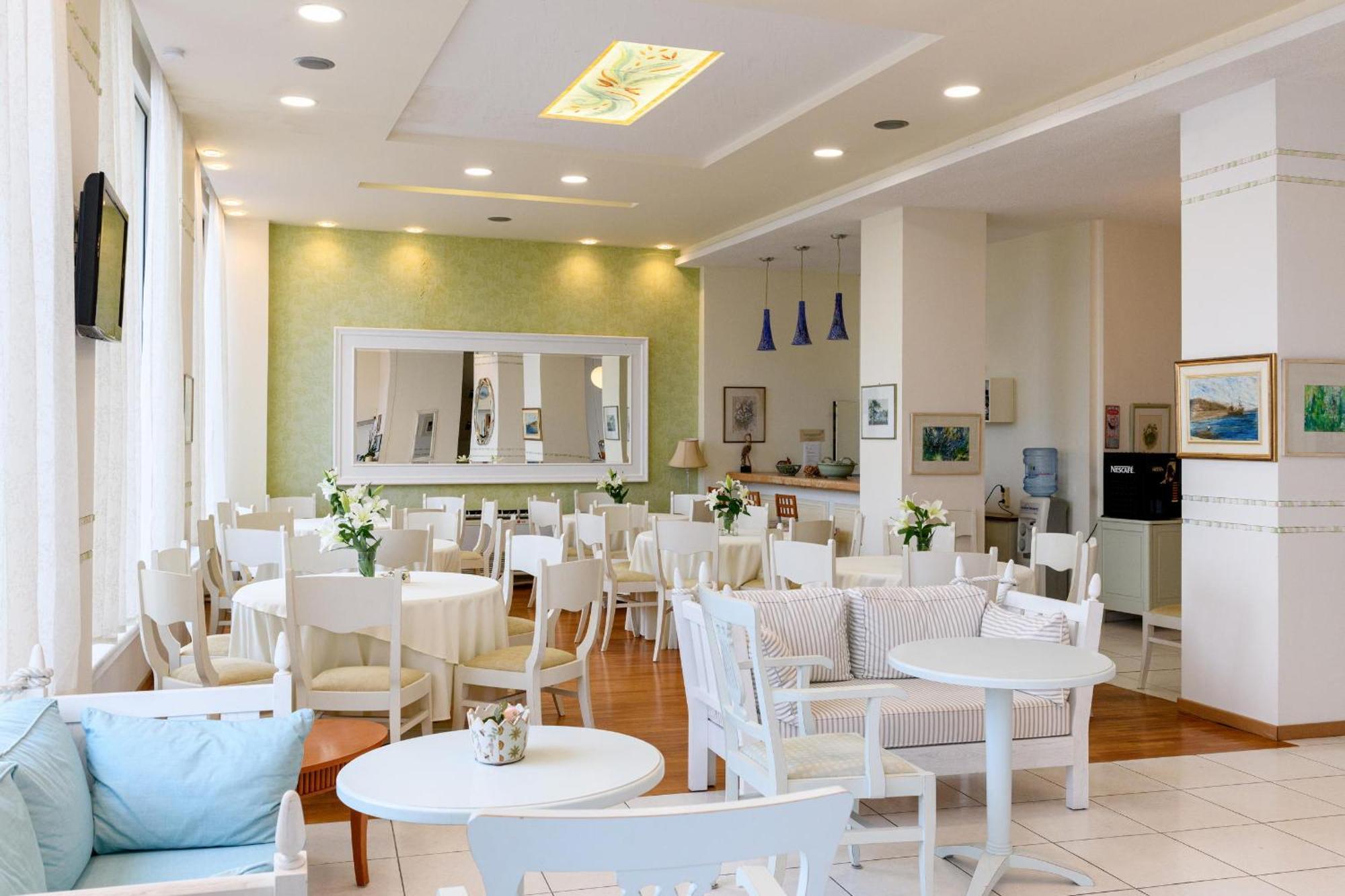 Hotel Timoleon Limenas  Luaran gambar